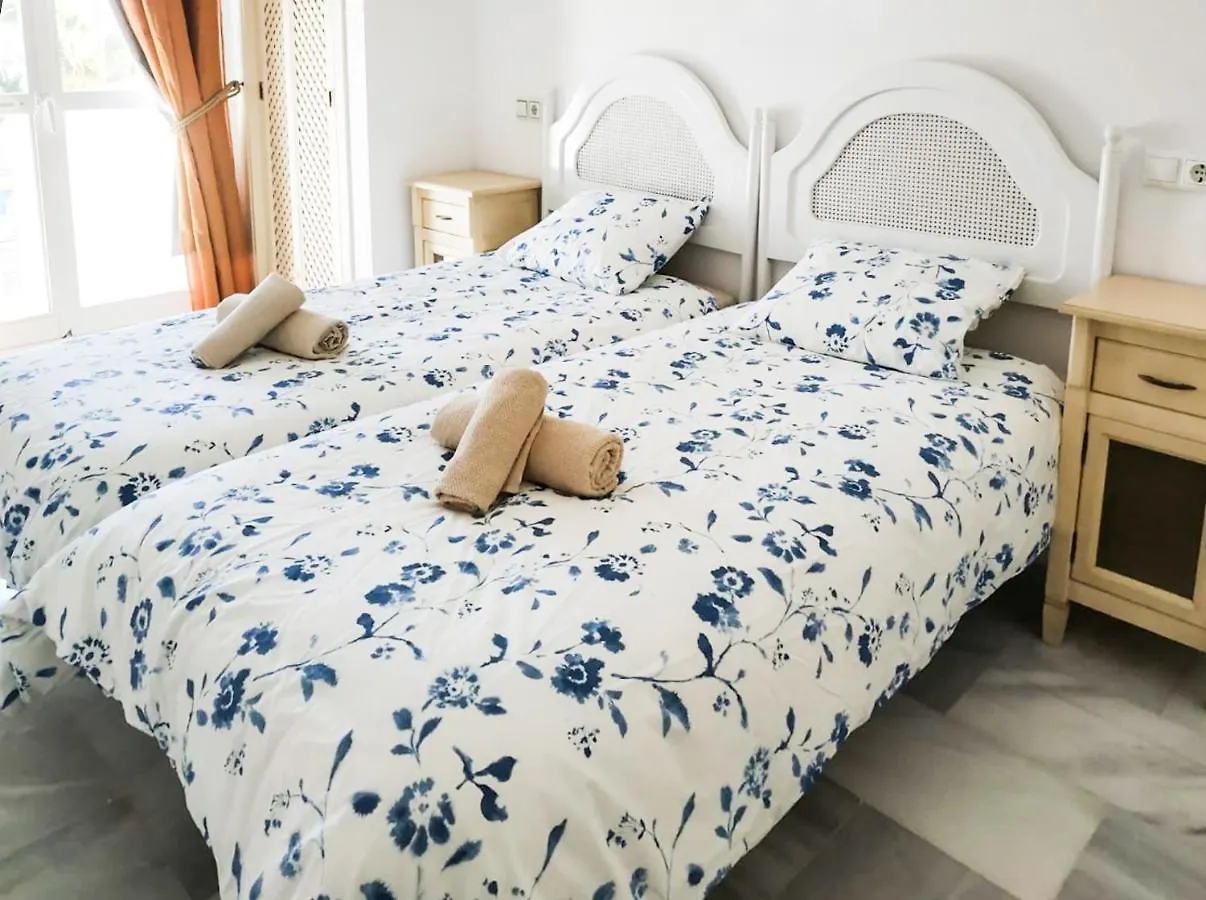 Homelystay-Benalmadena, Puerto Marina Spain
